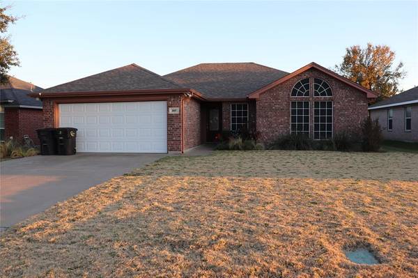 307 Odell Street, Cleburne, TX 76033