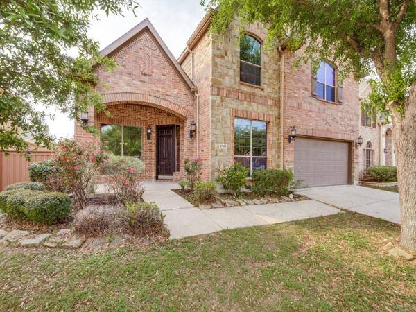 2743 Ponce De Leon,  Grand Prairie,  TX 75054