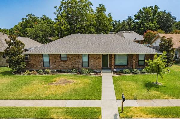 802 Meadowgate Drive, Garland, TX 75040