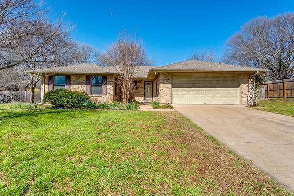 1220 Kay Drive, Weatherford, TX 76086