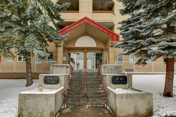 Calgary, AB T2N 4T4,2011 University DR NW #207