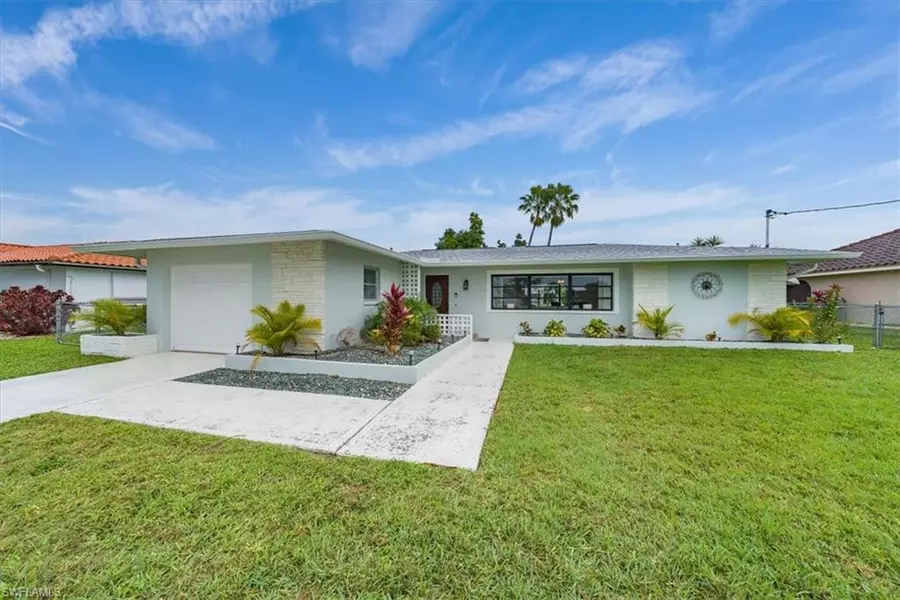 1211 21st ST, Cape Coral, FL 33990