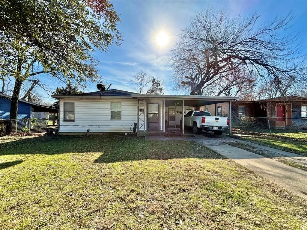 Fort Worth, TX 76134,5764 6th Avenue