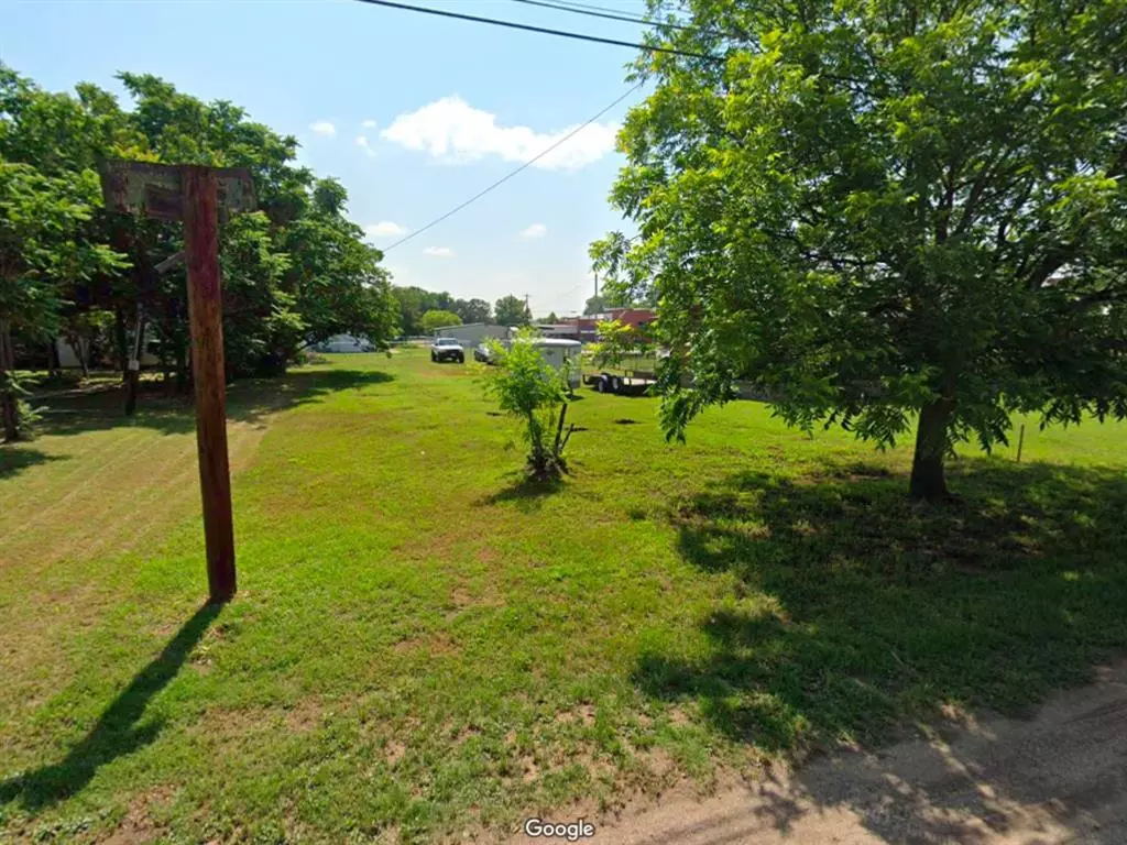 Strawn, TX 76475,000 Hinkson Avenue