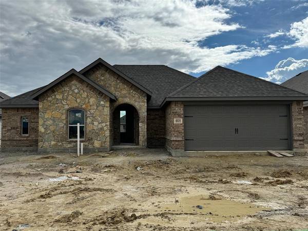 1029 Moss Grove Trail, Justin, TX 76247