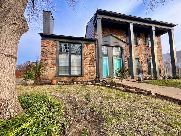 1621 Maybrook Court, Arlington, TX 76014