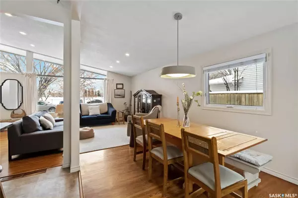 Saskatoon, SK S7J 2E8,2104 Preston AVENUE S