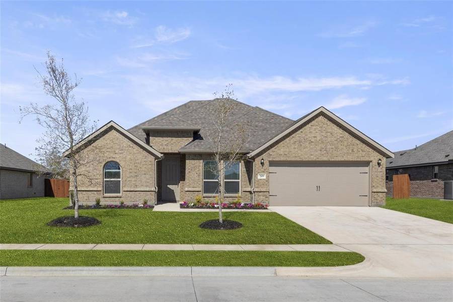 507 Amesbury Drive, Forney, TX 75126