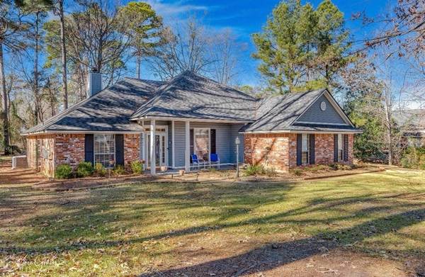 210 Bay Hills Drive, Benton, LA 71006