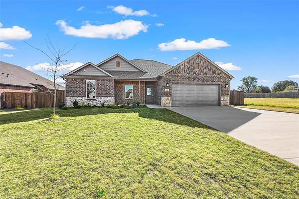 806 Mary Lee Lane, Collinsville, TX 76233