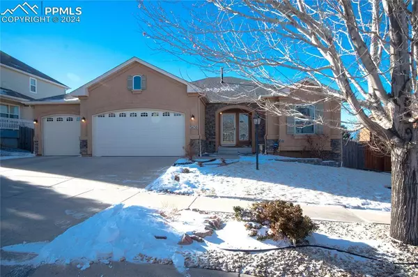 5630 Annie Oakley WAY, Colorado Springs, CO 80923