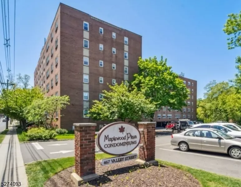 465 Valley St #7K, Maplewood Twp., NJ 07079