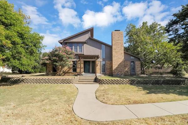 3661 Oak Tree Lane,  Midlothian,  TX 76065