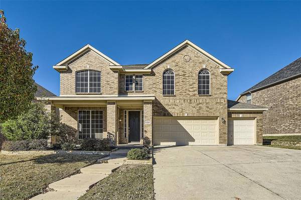 5320 Quail Feather Drive, Fort Worth, TX 76123