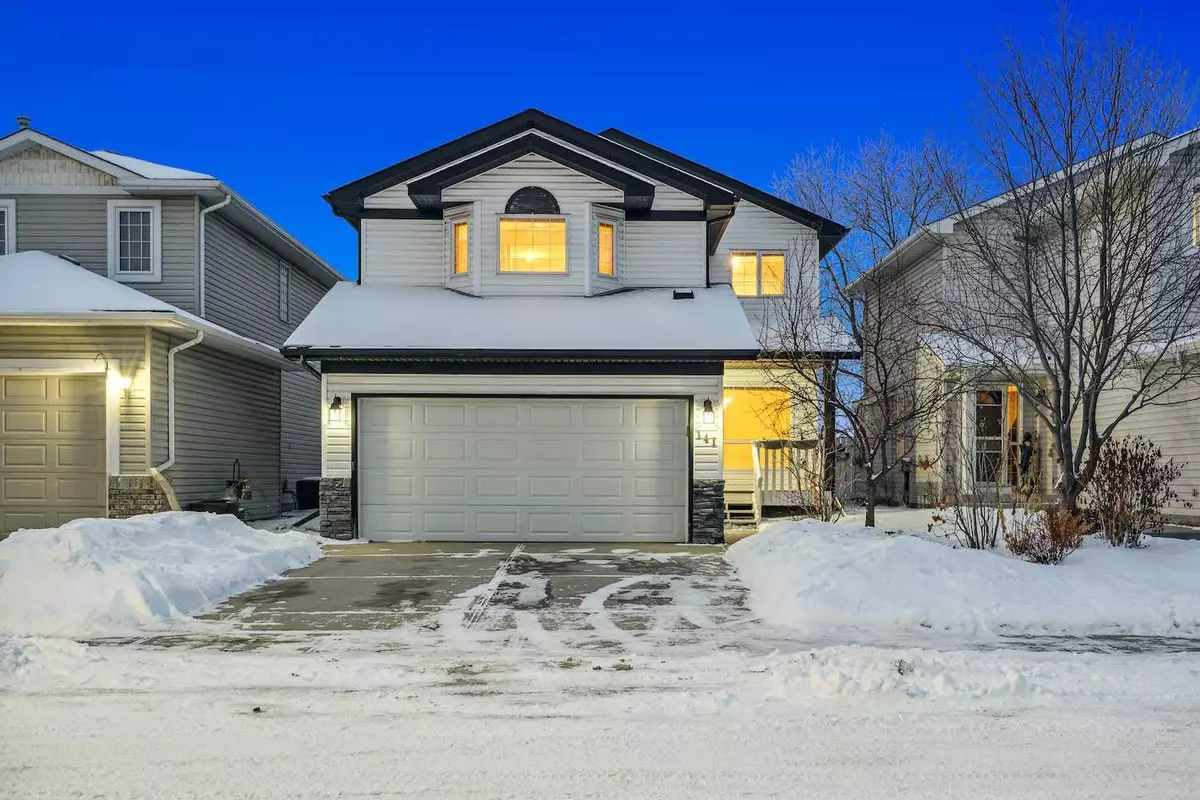 Calgary, AB T2Z 3C2,141 Douglas Ridge CIR SE