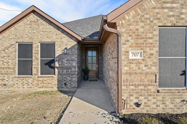 Glenn Heights, TX 75154,707 Barton