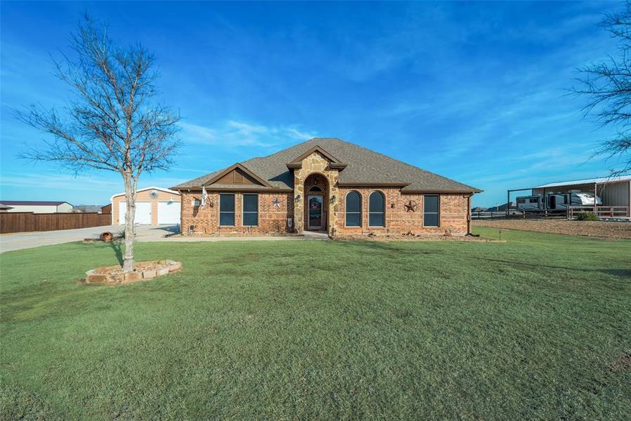 154 High Ridge Court, Decatur, TX 76234