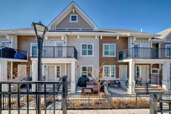 Calgary, AB T3M 2V5,811 Cranbrook WALK SE