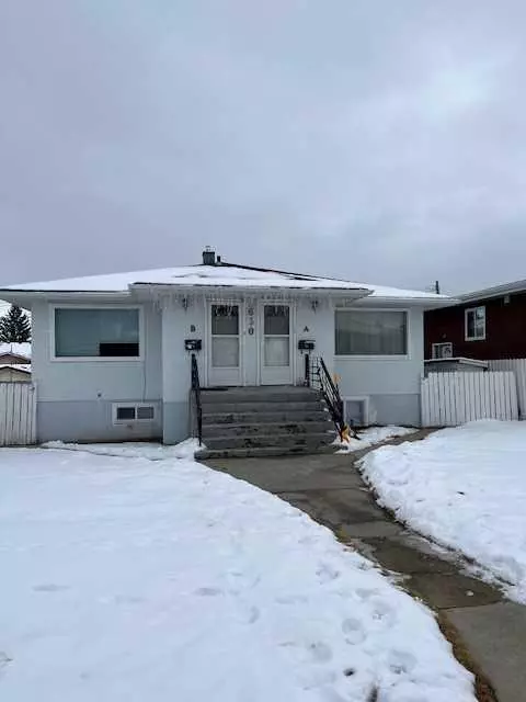 Calgary, AB T3C 1X8,1630 41 ST SW