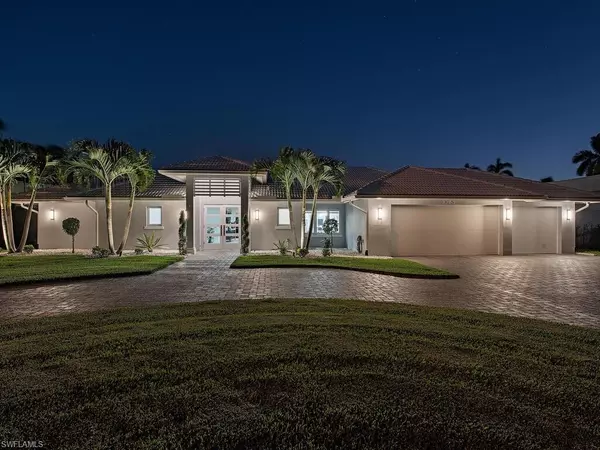 Naples, FL 34102,2263 TROUT CT