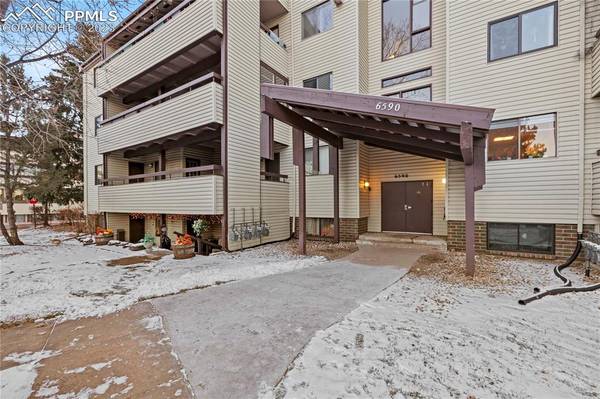 6590 Delmonico DR #204, Colorado Springs, CO 80919