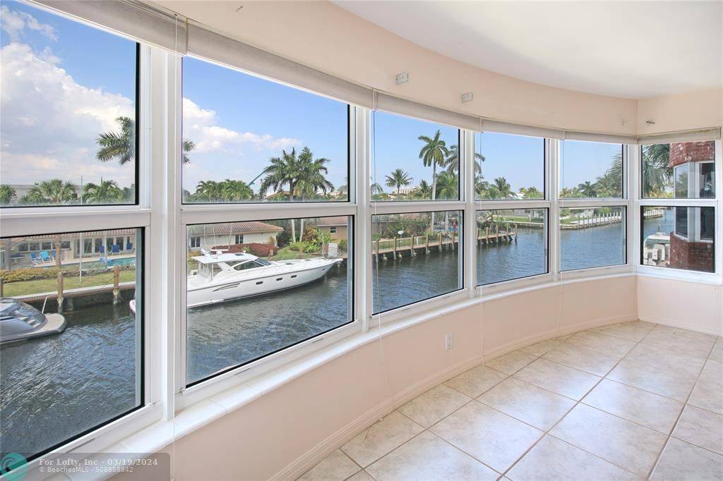 Fort Lauderdale, FL 33308,3111 NE 51st St  #304C