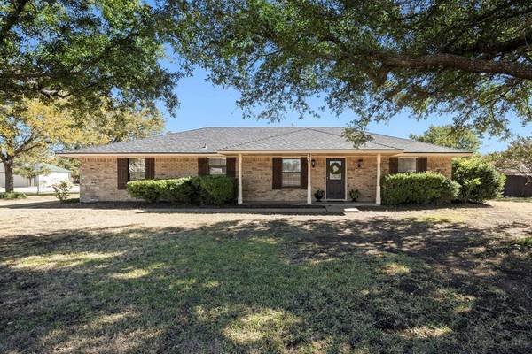 260 S Walnut Grove Road,  Midlothian,  TX 76065