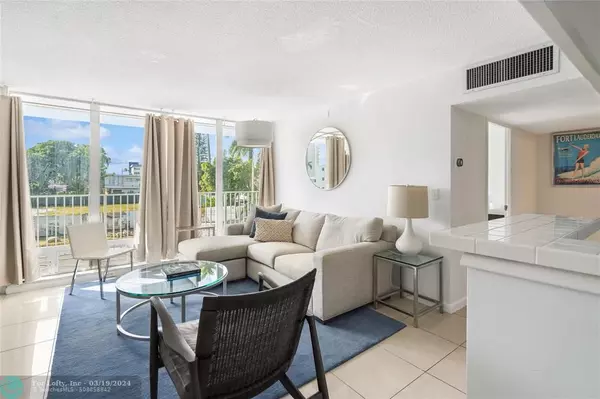 524 Orton Ave  #202,  Fort Lauderdale,  FL 33304