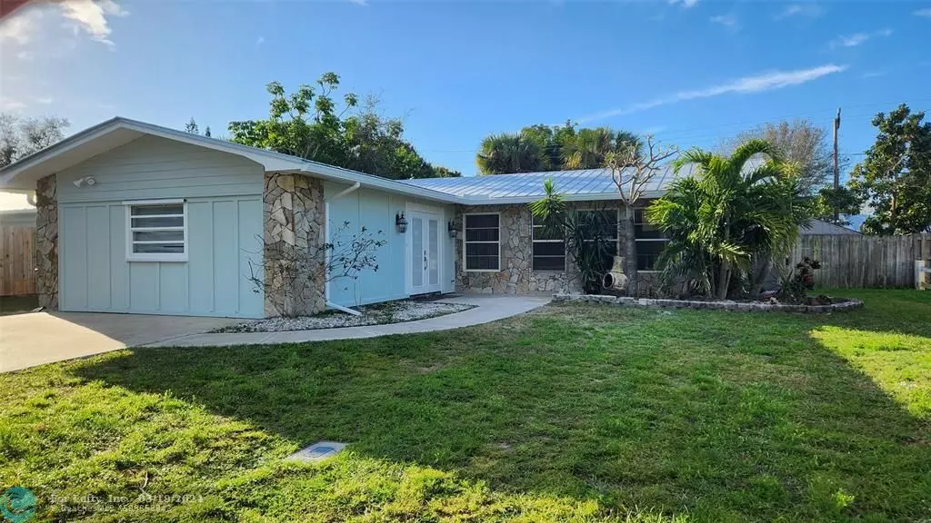 Jensen Beach, FL 34957,1384 NE 24th St