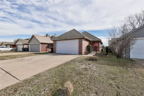 Moore, OK 73160,2306 Cedar Brook Drive