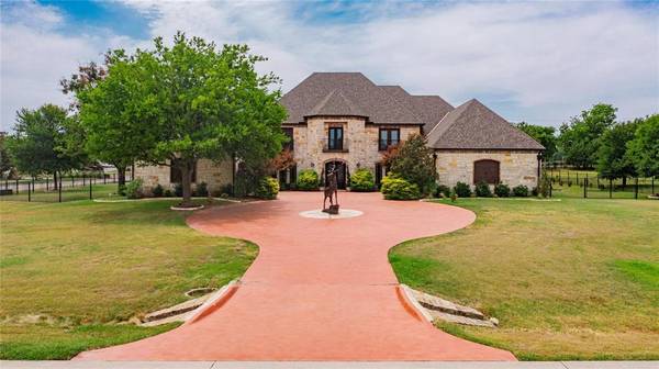 Sunnyvale, TX 75182,332 Sedona Falls Drive