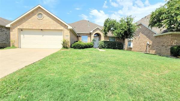 4545 Woodbluff Drive, Mesquite, TX 75150