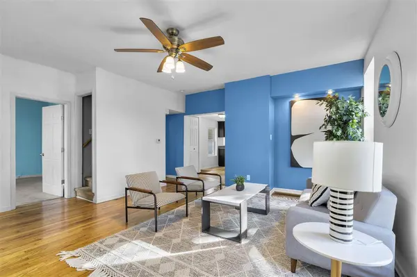 250 Vanderbilt st, Fairfax, IA 52228