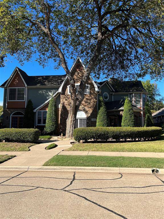 3401 Woodbridge Lane, Rowlett, TX 75088