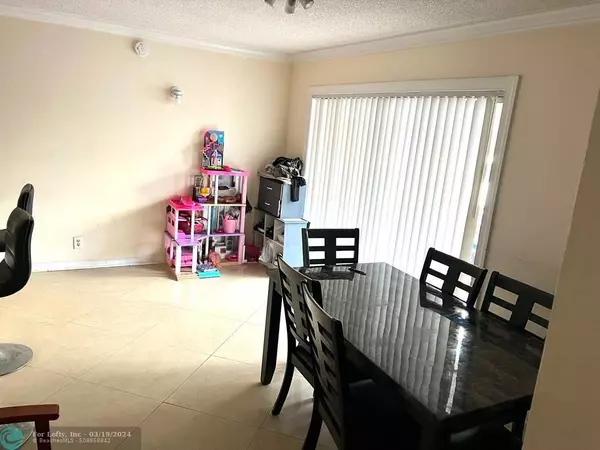 Tamarac, FL 33319,4533 Treehouse Lane  #D