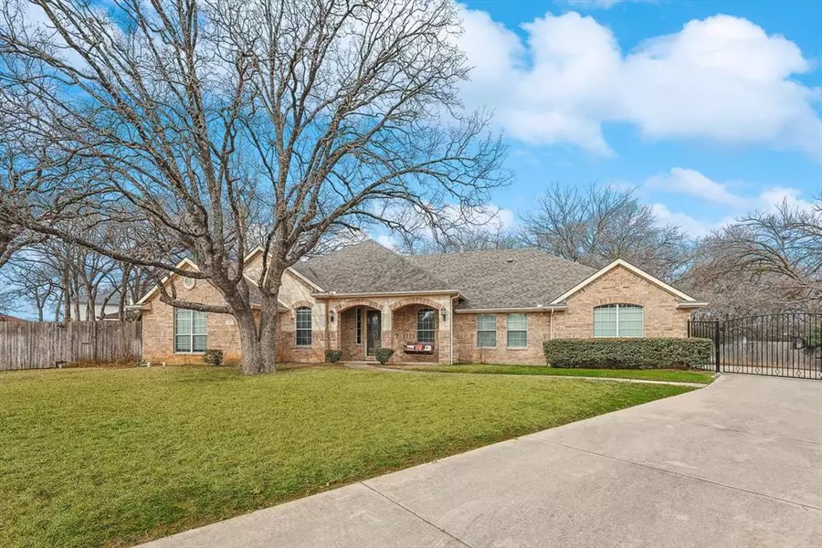 317 Frazier Drive, Hurst, TX 76053