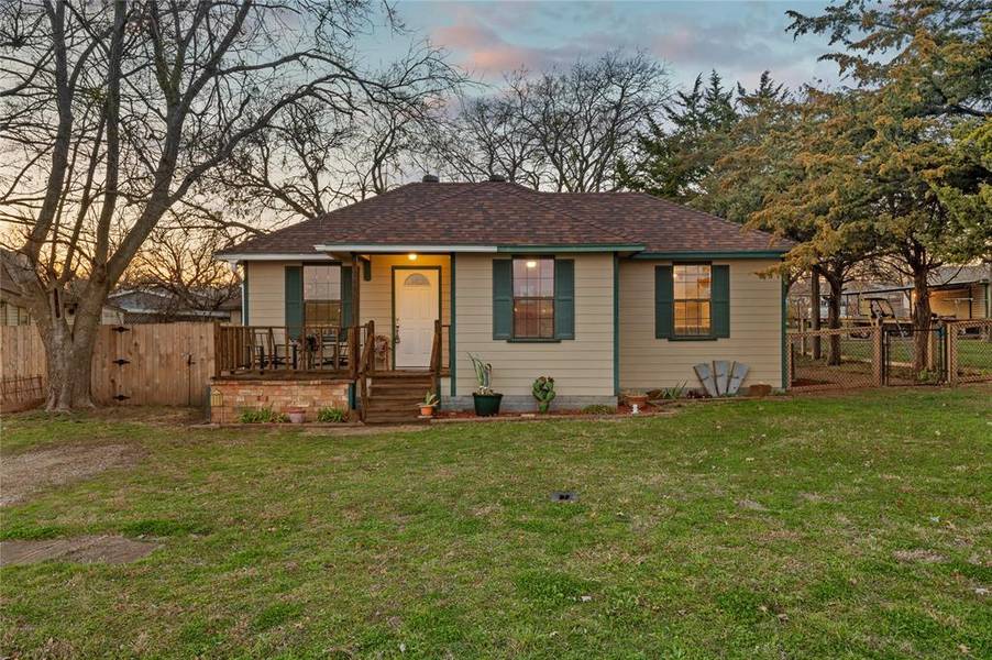 204 S Eubanks Street, Tom Bean, TX 75491