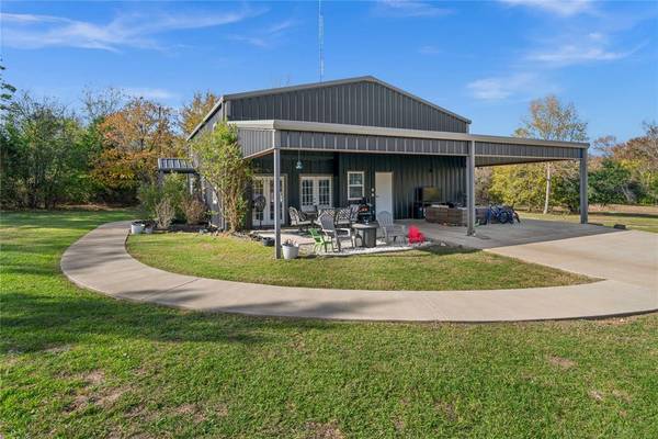 19370 County Road 437, Lindale, TX 75771