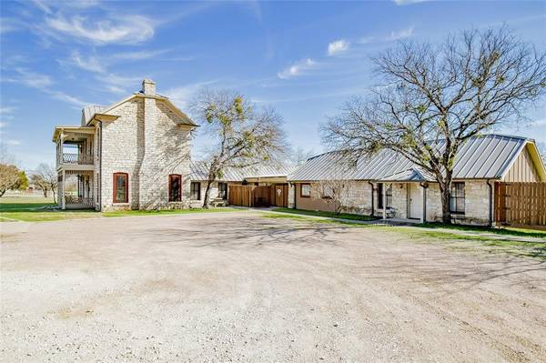 Granbury, TX 76048,703 Spring Street