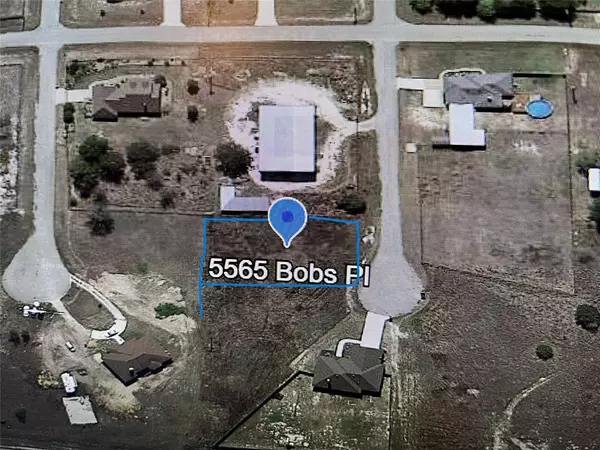 Fort Worth, TX 76126,5565 Bobs Place