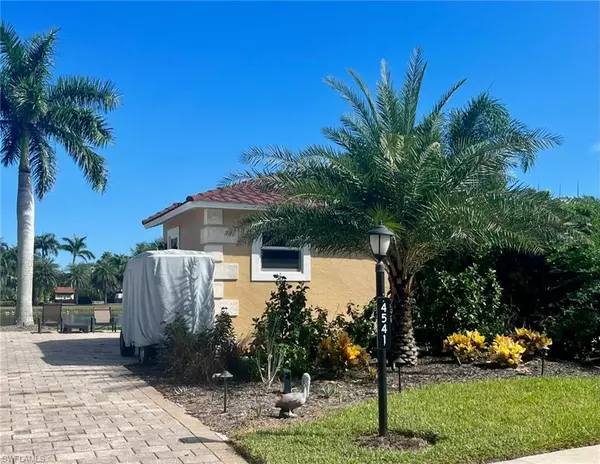 Naples, FL 34114,4541 Southern Breeze DR