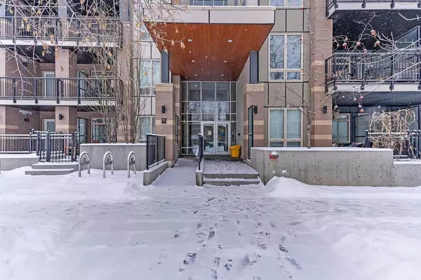 Calgary, AB T2N 0R5,823 5 AVE NW #322