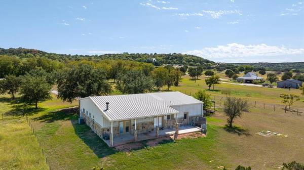 1343 County Road 1006,  Glen Rose,  TX 76690