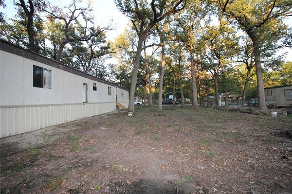 Quinlan, TX 75474,0000 Raven Row