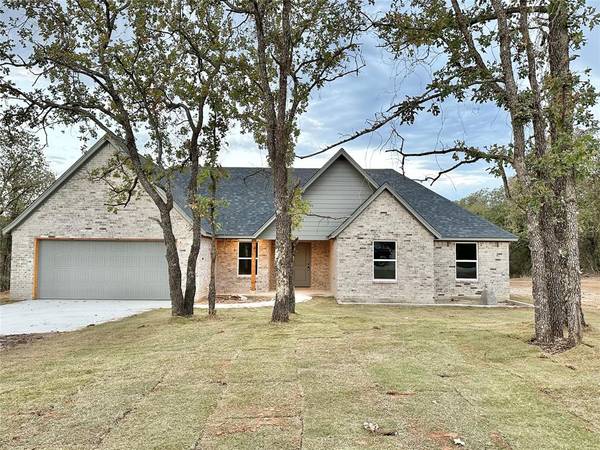 117 Monarch Lane, Poolville, TX 76487