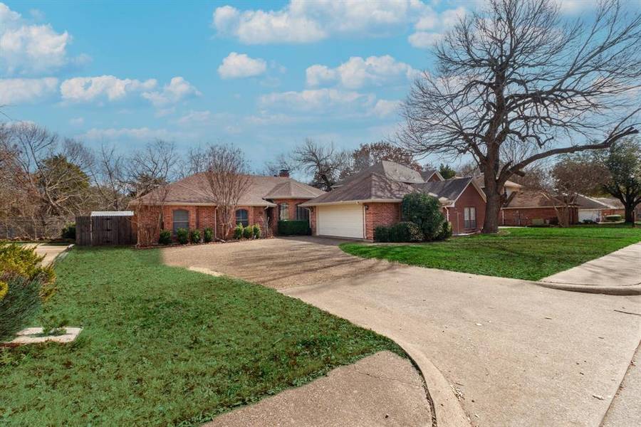 554 Renee Lane, Desoto, TX 75115