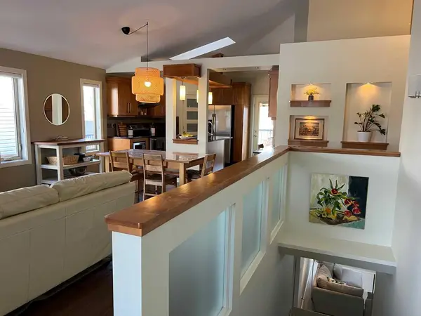 Lethbridge, AB T1K 8C5,35 Riverton CRES W