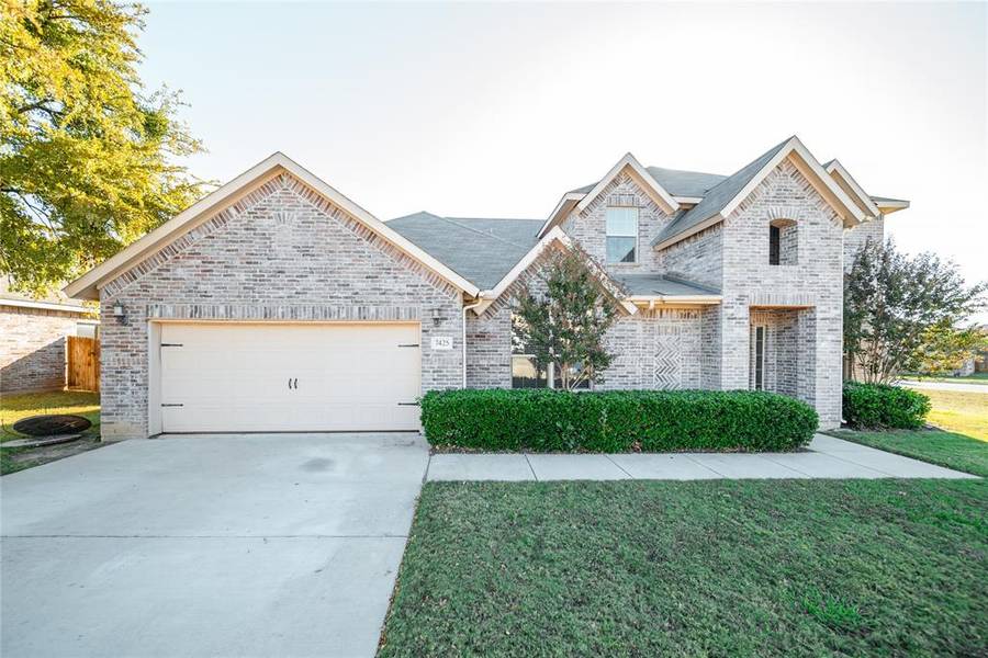 7425 Rose Crest Boulevard, Forest Hill, TX 76140