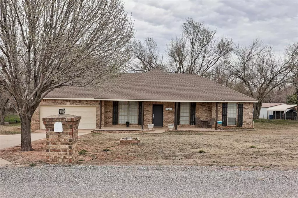 Tuttle, OK 73089,1027 County Street 2945