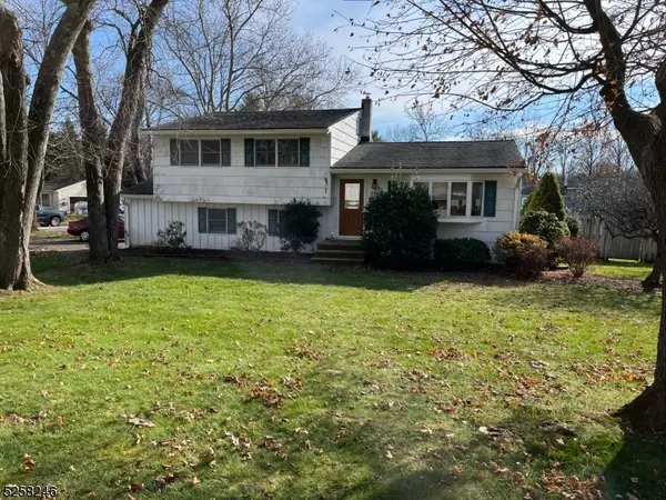 20 Pinchbrook Dr, Florham Park Boro, NJ 07932